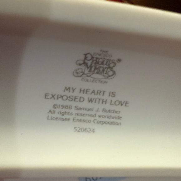 Charming Precious Moments Figurine with X-Ray Design - Picture 2 of 2